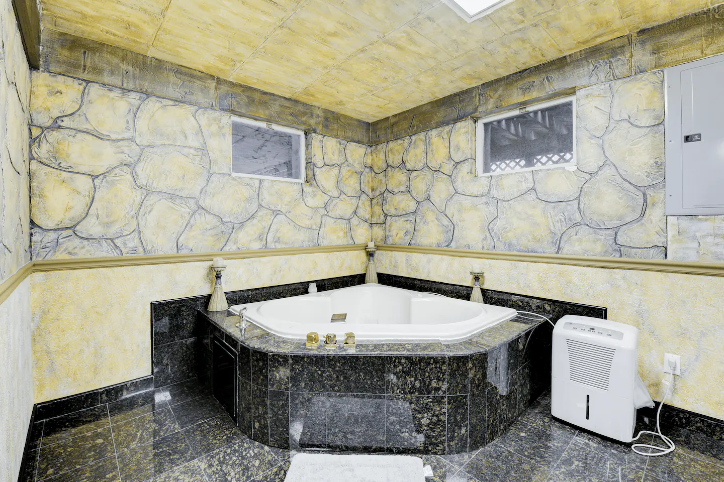 3e37b1f1 b227 4924 871e c78261c163ff