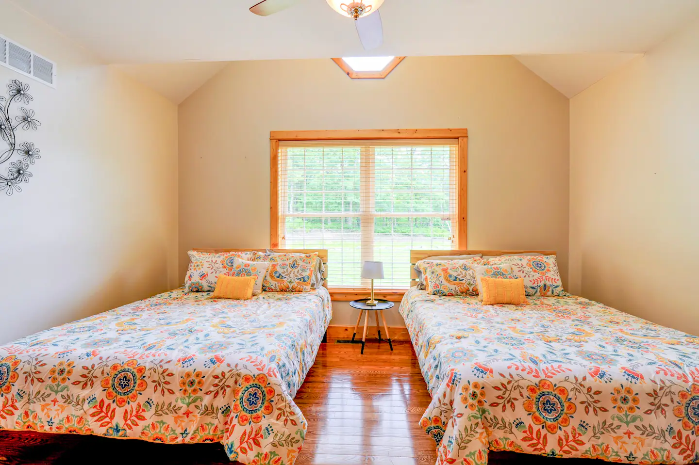 471ae1ef ca60 4e3b a16b 3e8ea592d86e