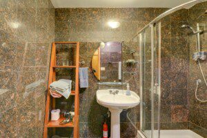 f3fdb7ee 1a48 465f a03d 0e96891d2929