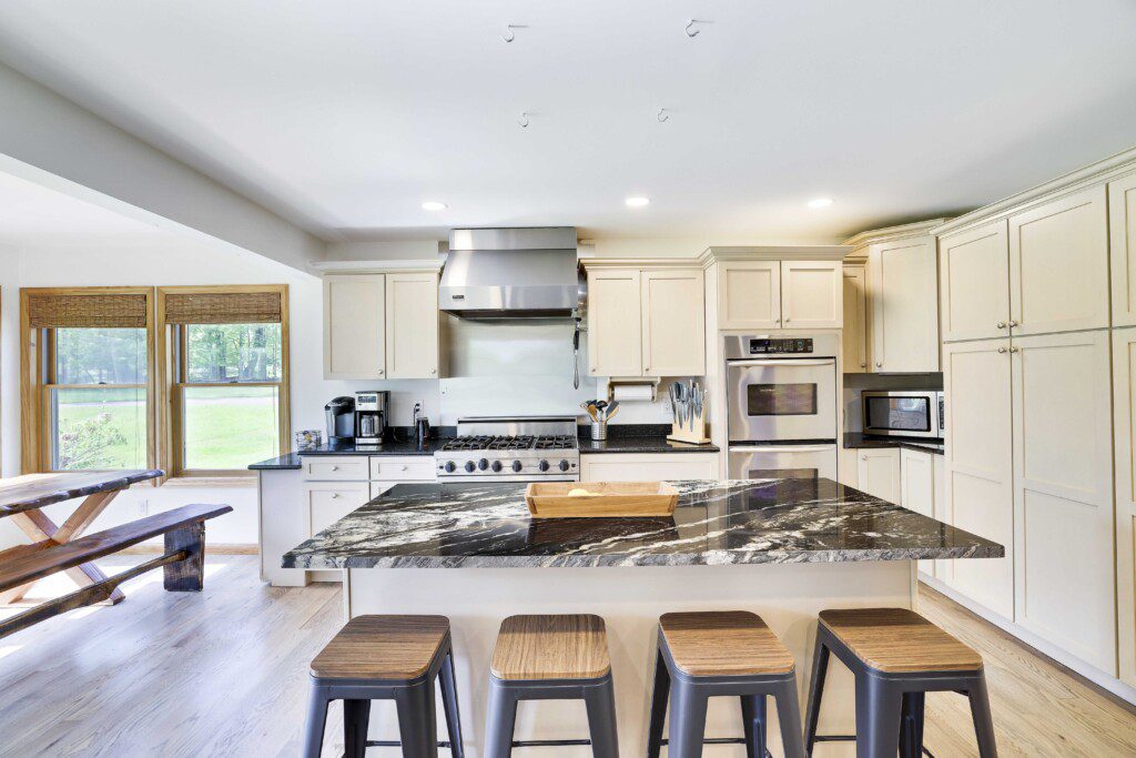 Kitchen 3